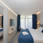 Hotel Aquamed 4*