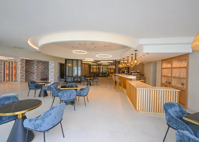 Hotel Aquamed 4*